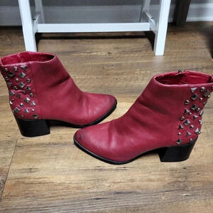 Circus by Sam Edelman Red Studded Ankle Boots Size 7